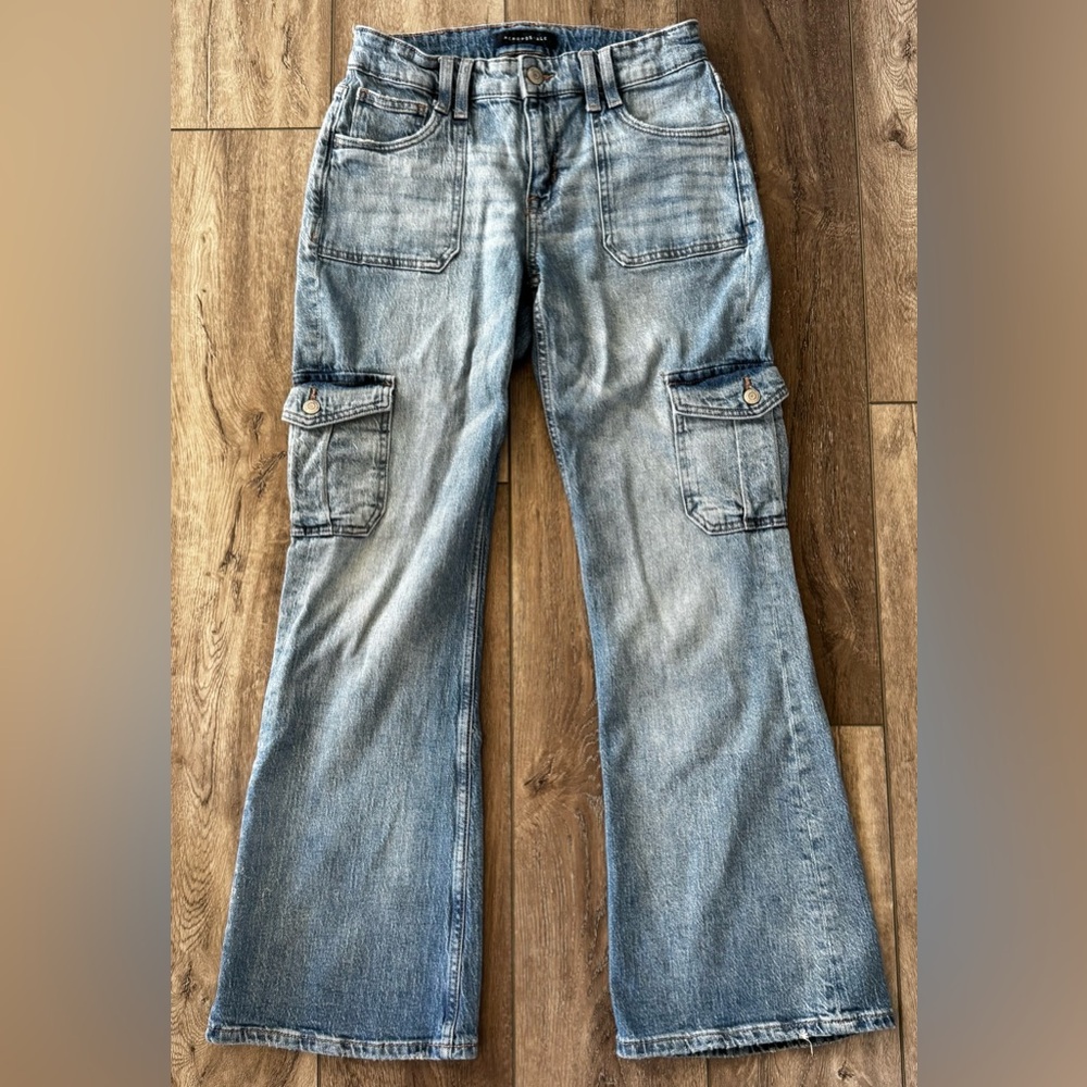 Aeropostale Women’s SZ 6 Mid-Rise Flare Jeans Cargo Pockets Denim Grunge Stretch